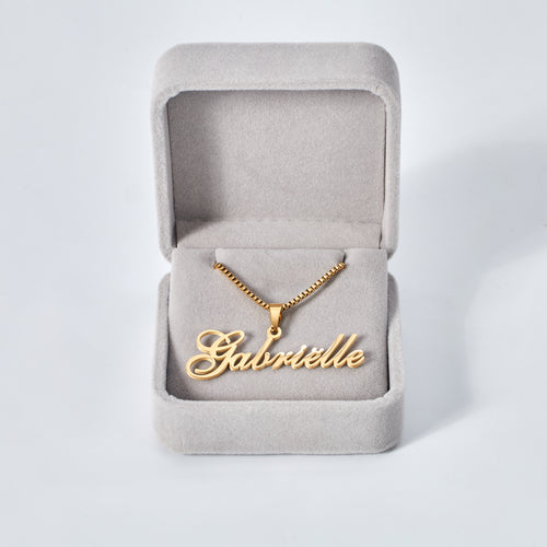 Personalized Name Necklace – Unique and Elegant Gift for Women